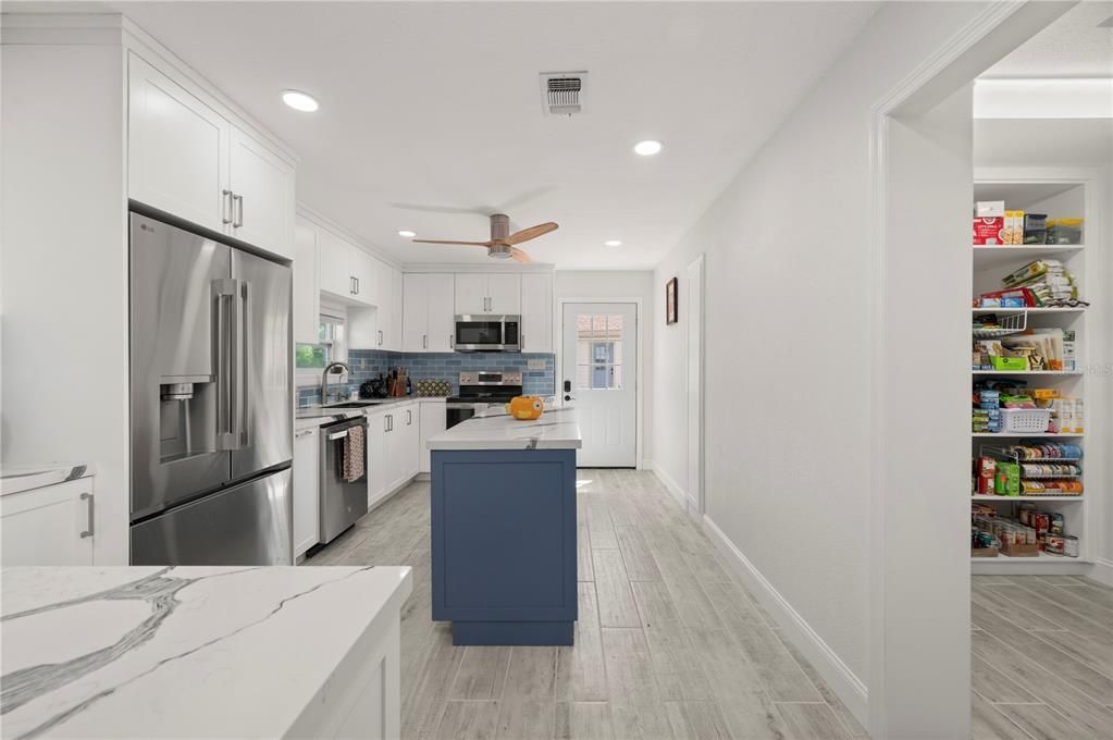 For Sale: $949,000 (3 beds, 2 baths, 1838 Square Feet)