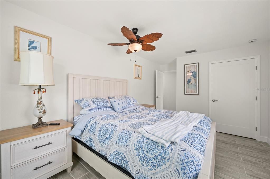 For Sale: $949,000 (3 beds, 2 baths, 1838 Square Feet)