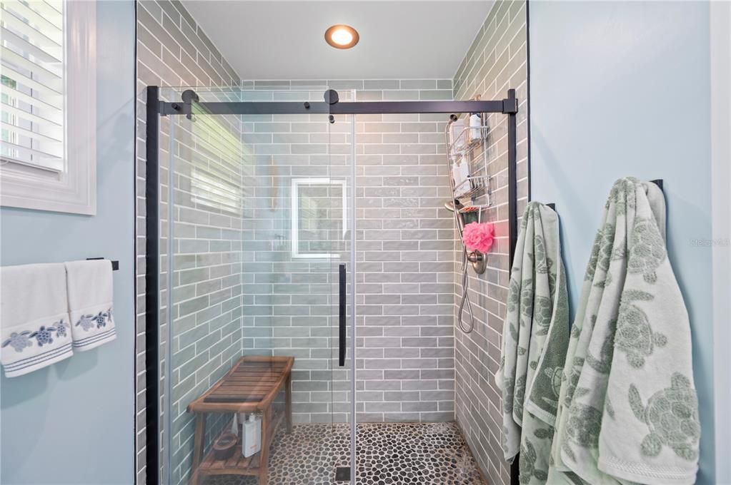 For Sale: $949,000 (3 beds, 2 baths, 1838 Square Feet)
