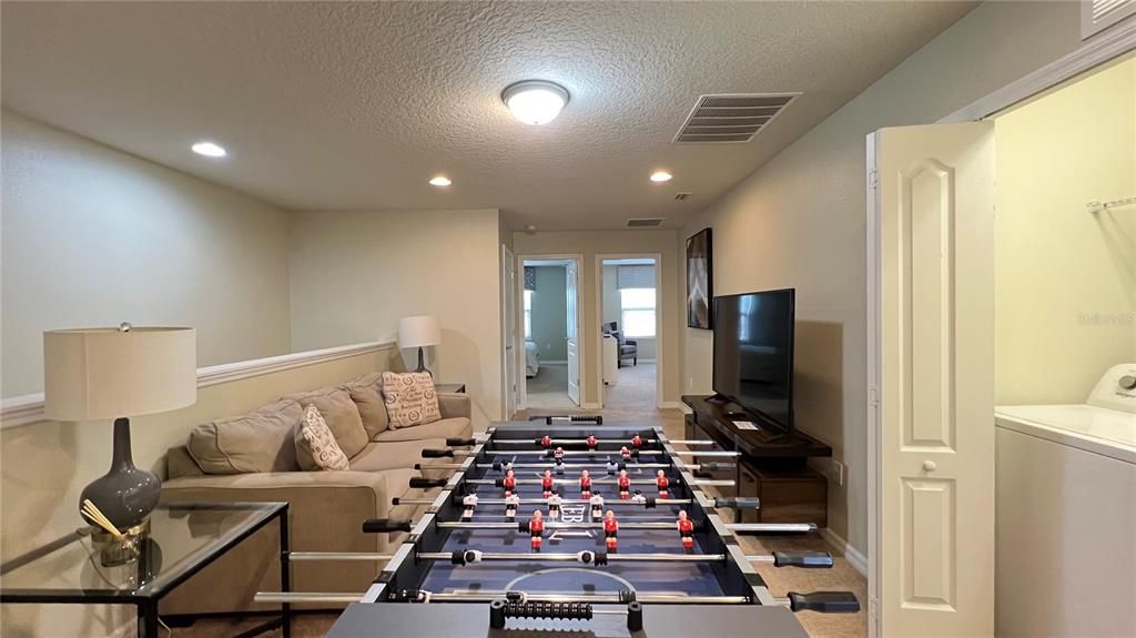 For Sale: $388,000 (5 beds, 4 baths, 2263 Square Feet)
