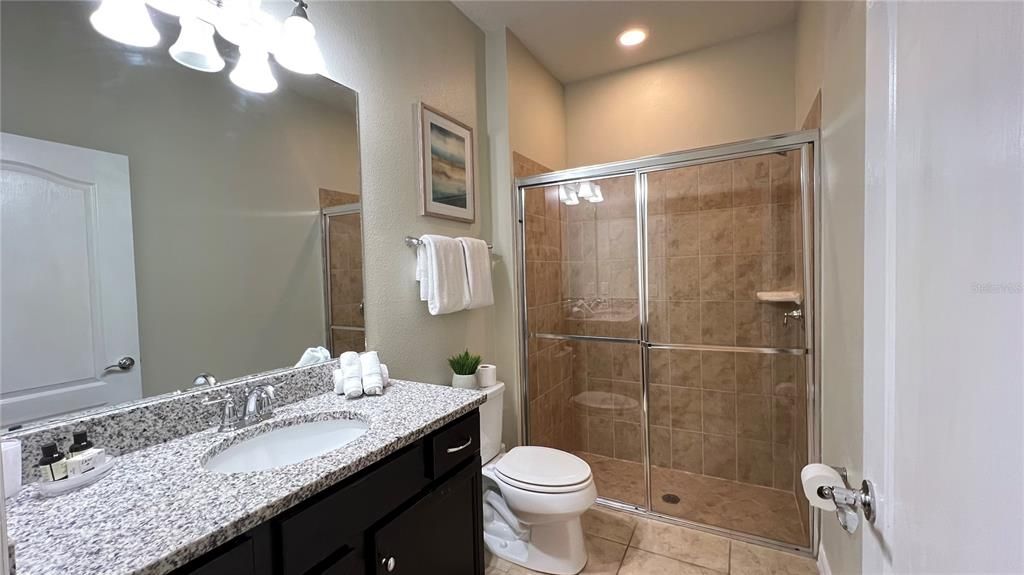 For Sale: $388,000 (5 beds, 4 baths, 2263 Square Feet)