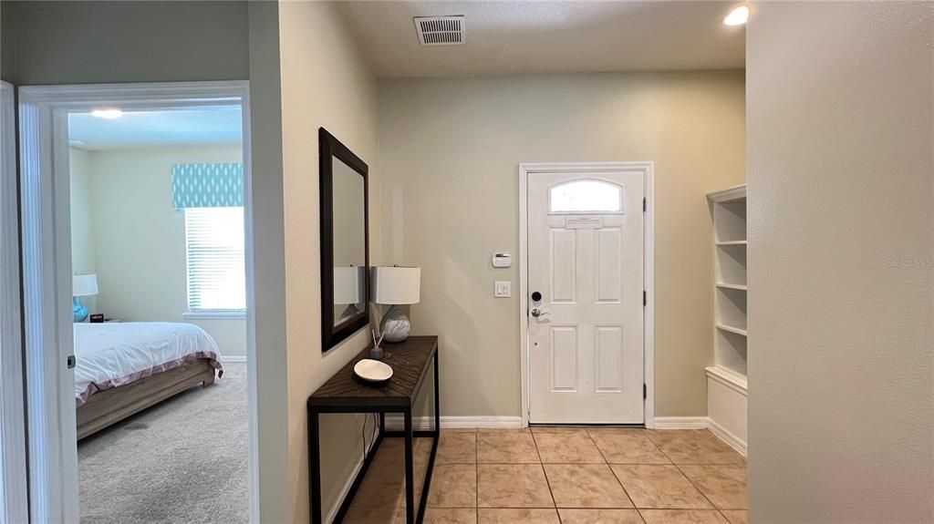 For Sale: $388,000 (5 beds, 4 baths, 2263 Square Feet)