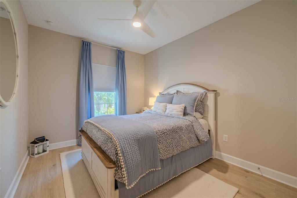 For Sale: $515,000 (3 beds, 2 baths, 1934 Square Feet)