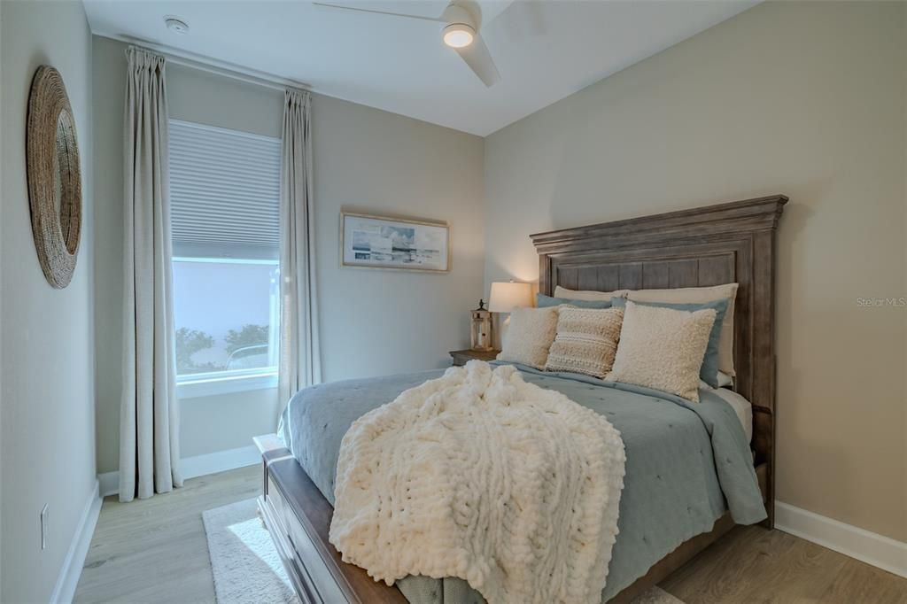 For Sale: $515,000 (3 beds, 2 baths, 1934 Square Feet)