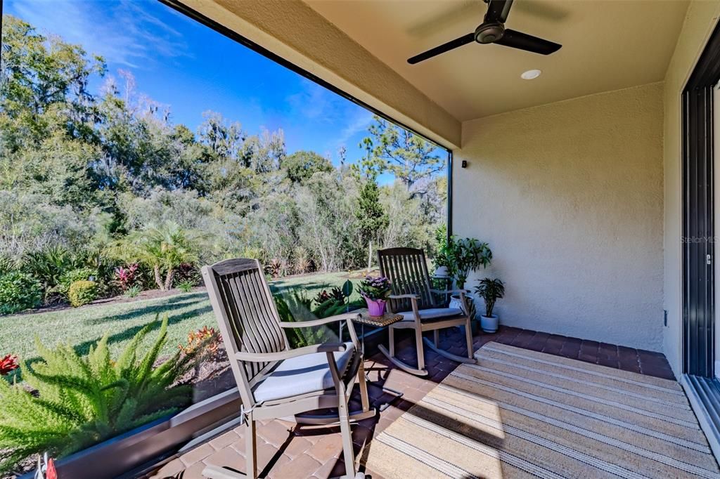 For Sale: $515,000 (3 beds, 2 baths, 1934 Square Feet)