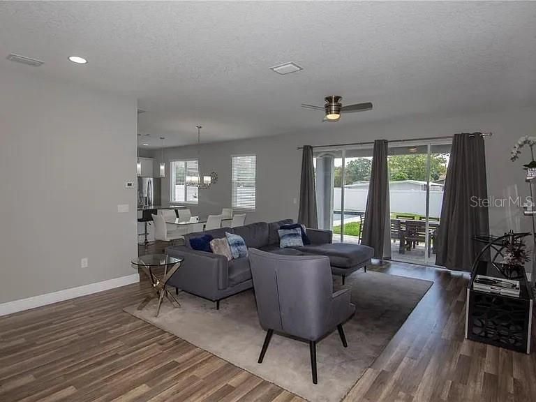 For Rent: $3,800 (3 beds, 2 baths, 2181 Square Feet)