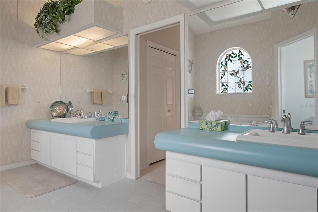 For Sale: $479,400 (3 beds, 3 baths, 2522 Square Feet)