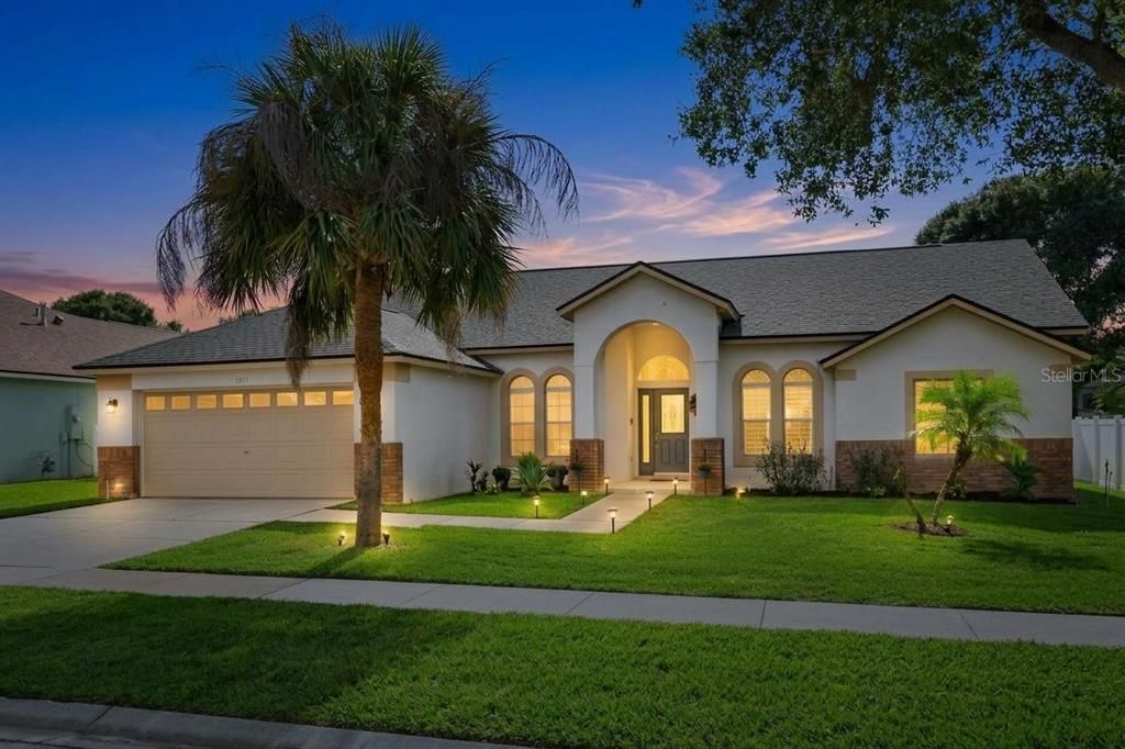 For Sale: $425,000 (3 beds, 2 baths, 1859 Square Feet)