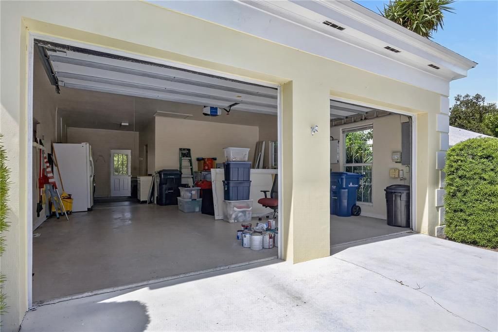 For Sale: $374,500 (2 beds, 2 baths, 1831 Square Feet)