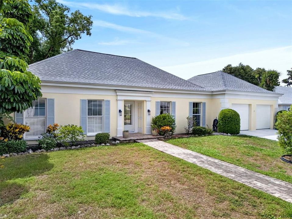 For Sale: $374,500 (2 beds, 2 baths, 1831 Square Feet)