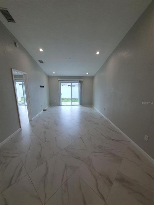 В аренду: $1,950 (2 спален, 2 ванн, 1000 Квадратных фут)