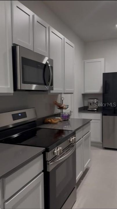 В аренду: $3,500 (3 спален, 2 ванн, 1784 Квадратных фут)