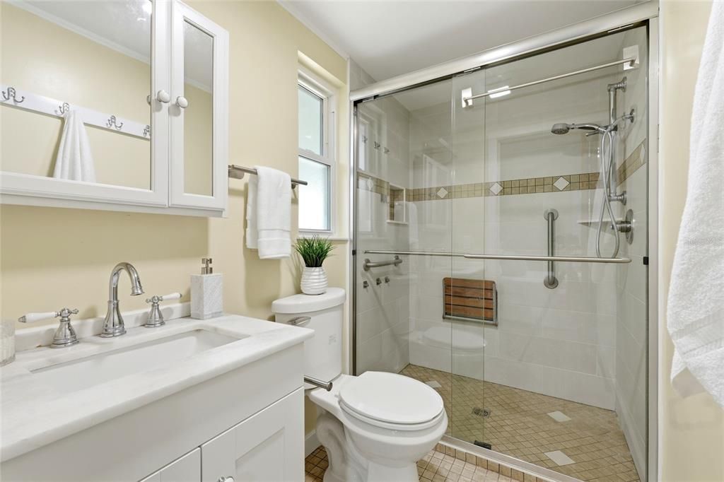 For Sale: $319,900 (3 beds, 2 baths, 1732 Square Feet)