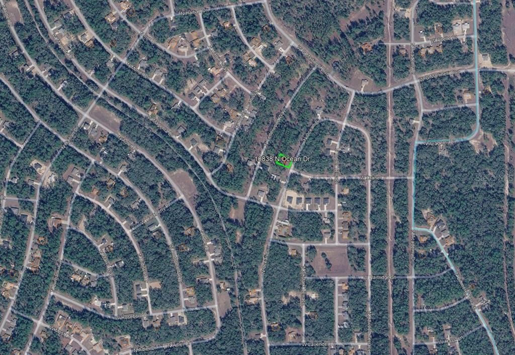 待售: $15,500 (0.24 acres)