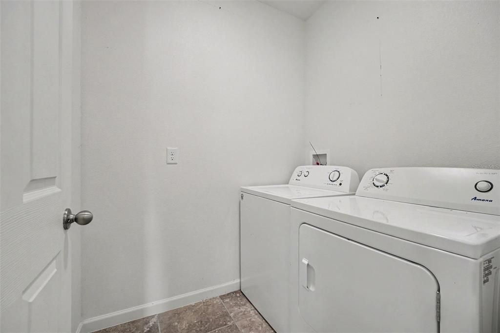For Sale: $385,000 (4 beds, 2 baths, 1830 Square Feet)