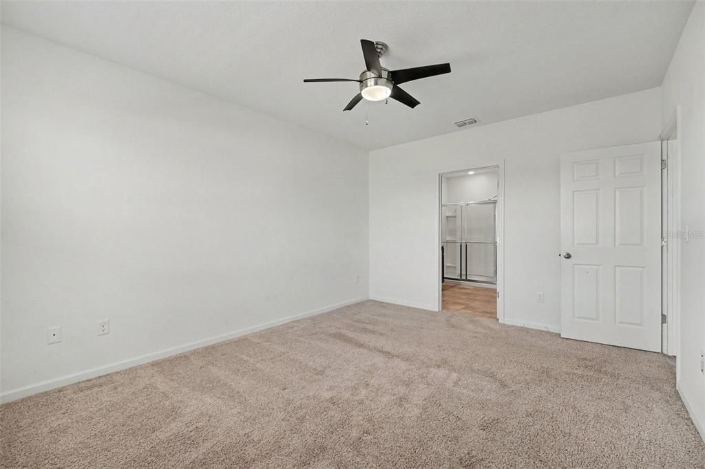 For Sale: $385,000 (4 beds, 2 baths, 1830 Square Feet)