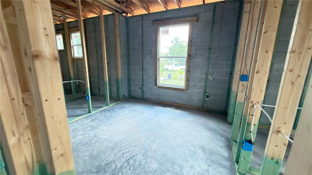 For Sale: $265,000 (3 beds, 2 baths, 1472 Square Feet)