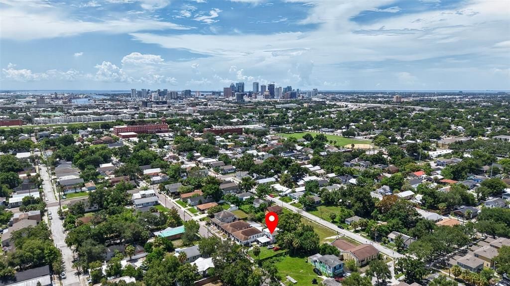 For Rent: $1,195 (1 beds, 1 baths, 650 Square Feet)