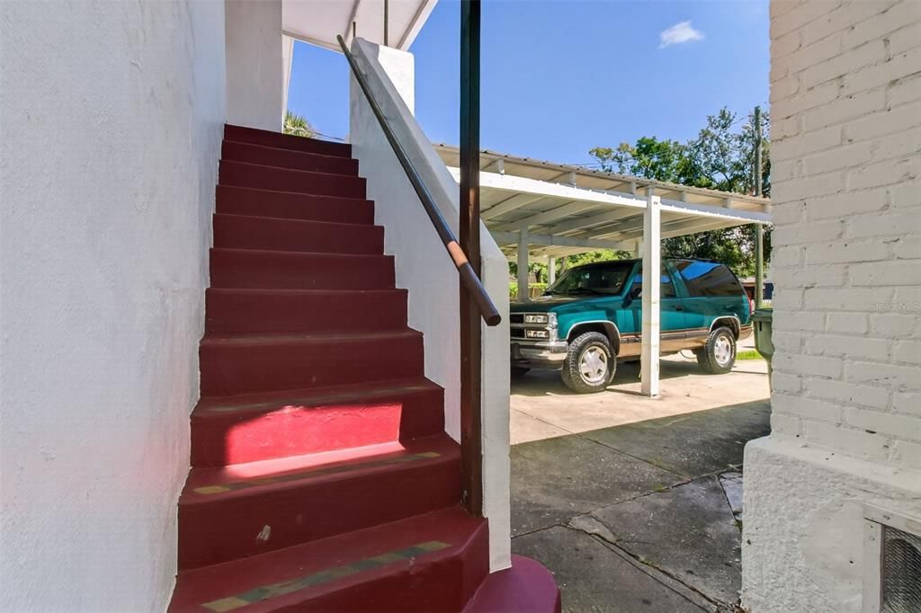 For Rent: $1,195 (1 beds, 1 baths, 650 Square Feet)