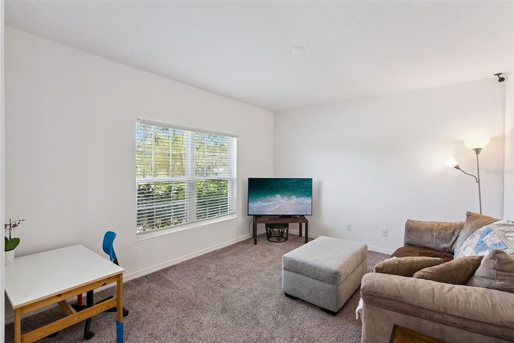 For Sale: $387,777 (4 beds, 2 baths, 2094 Square Feet)