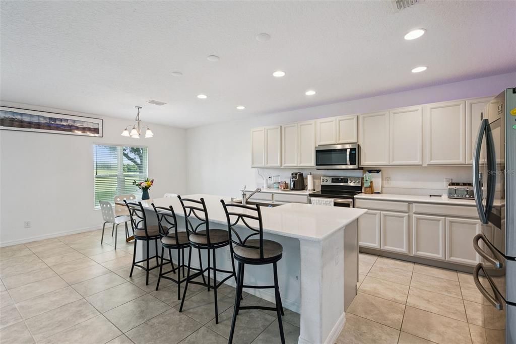 For Sale: $387,777 (4 beds, 2 baths, 2094 Square Feet)