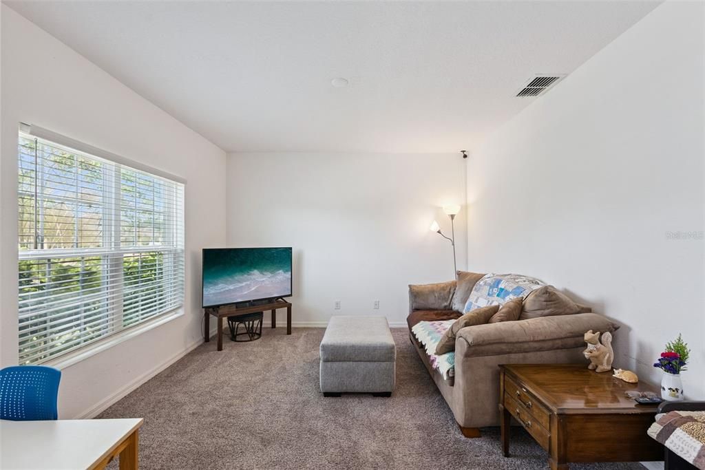 For Sale: $387,777 (4 beds, 2 baths, 2094 Square Feet)