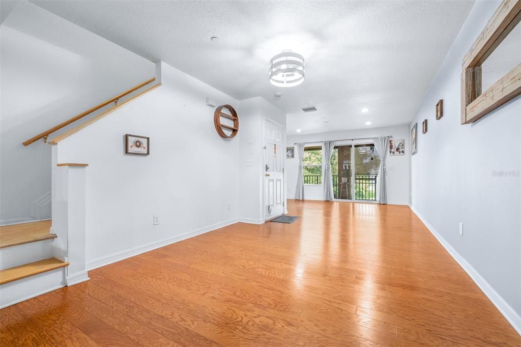 En Venta: $279,900 (3 camas, 2 baños, 1200 Pies cuadrados)