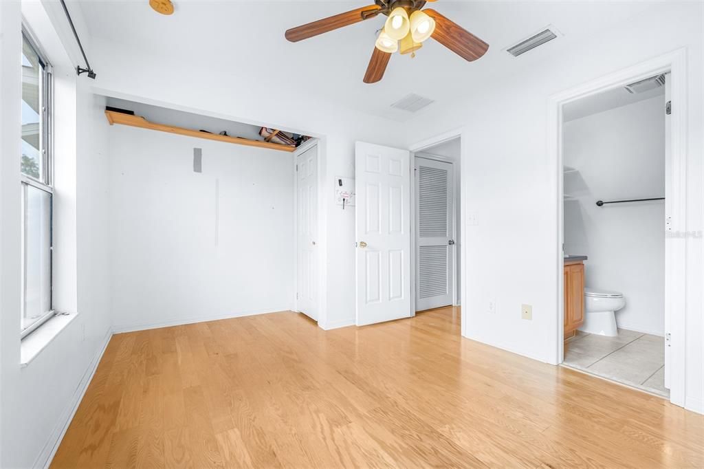 En Venta: $279,900 (3 camas, 2 baños, 1200 Pies cuadrados)