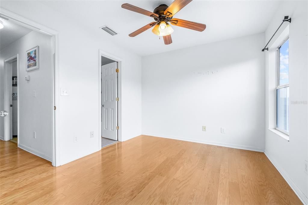 En Venta: $279,900 (3 camas, 2 baños, 1200 Pies cuadrados)