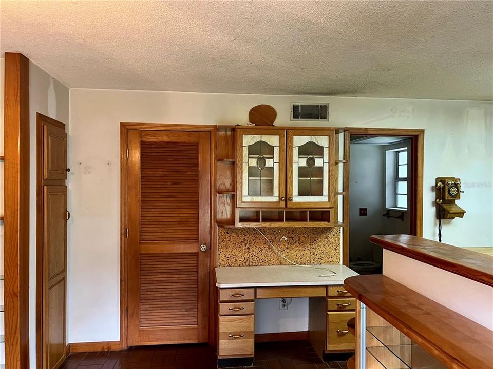 На продажу: $399,000 (3 спален, 2 ванн, 1942 Квадратных фут)