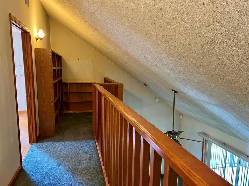 На продажу: $399,000 (3 спален, 2 ванн, 1942 Квадратных фут)