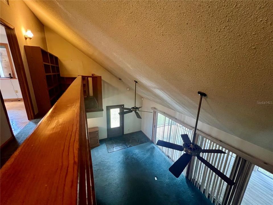 На продажу: $399,000 (3 спален, 2 ванн, 1942 Квадратных фут)