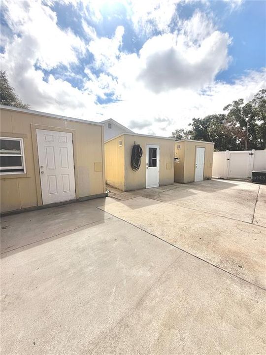 For Sale: $610,000 (4 beds, 2 baths, 1556 Square Feet)