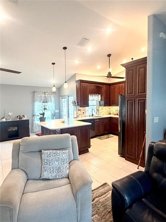 For Sale: $610,000 (4 beds, 2 baths, 1556 Square Feet)