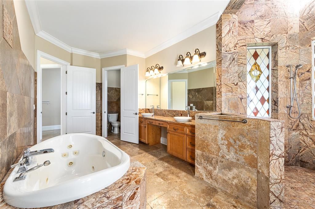 For Sale: $1,250,000 (4 beds, 5 baths, 4559 Square Feet)