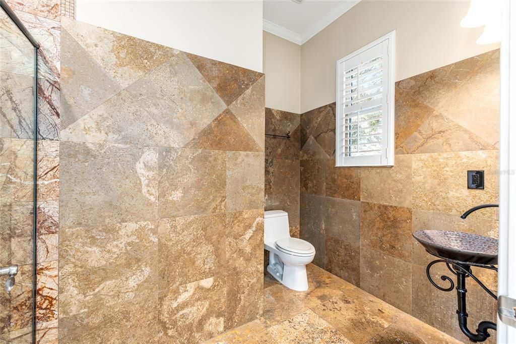For Sale: $1,250,000 (4 beds, 5 baths, 4559 Square Feet)