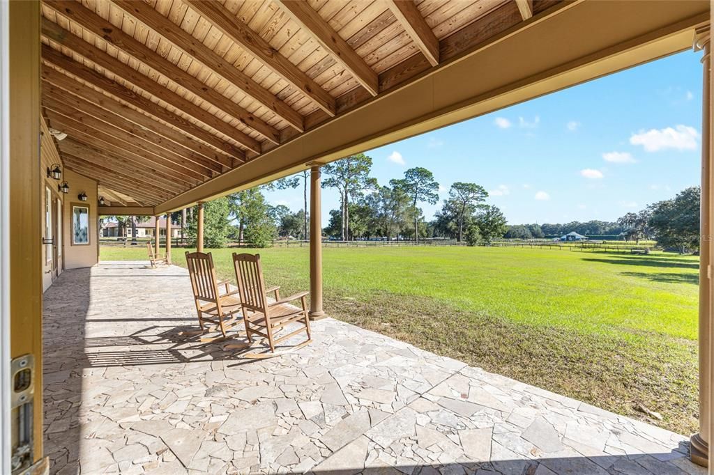 For Sale: $1,250,000 (4 beds, 5 baths, 4559 Square Feet)