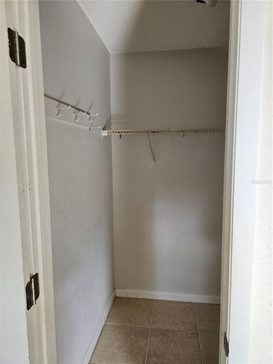 В аренду: $1,800 (3 спален, 2 ванн, 1696 Квадратных фут)