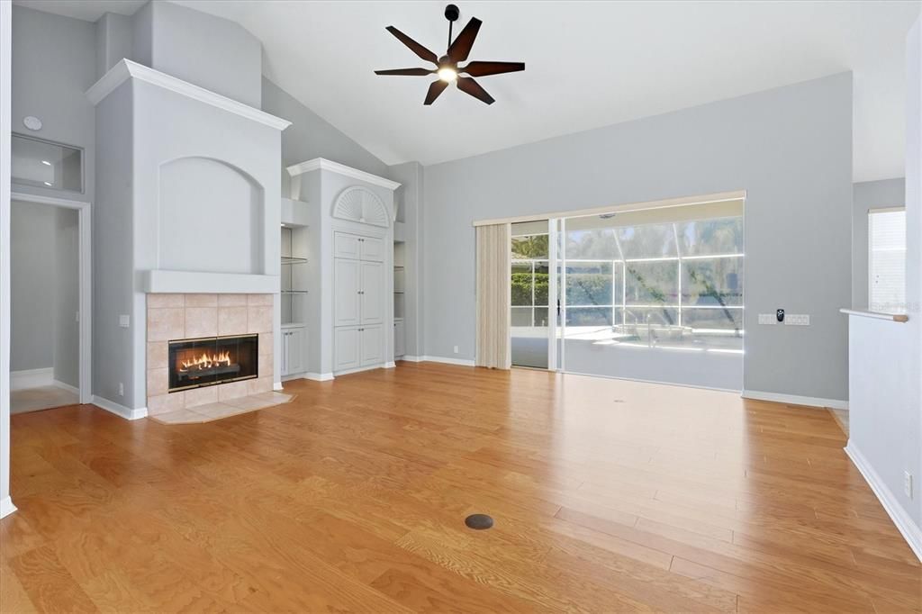 For Sale: $741,900 (3 beds, 3 baths, 2454 Square Feet)