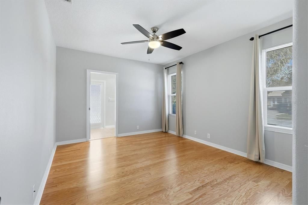 For Sale: $741,900 (3 beds, 3 baths, 2454 Square Feet)
