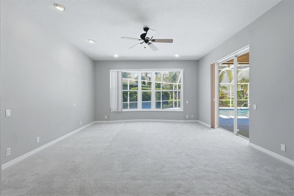 For Sale: $741,900 (3 beds, 3 baths, 2454 Square Feet)
