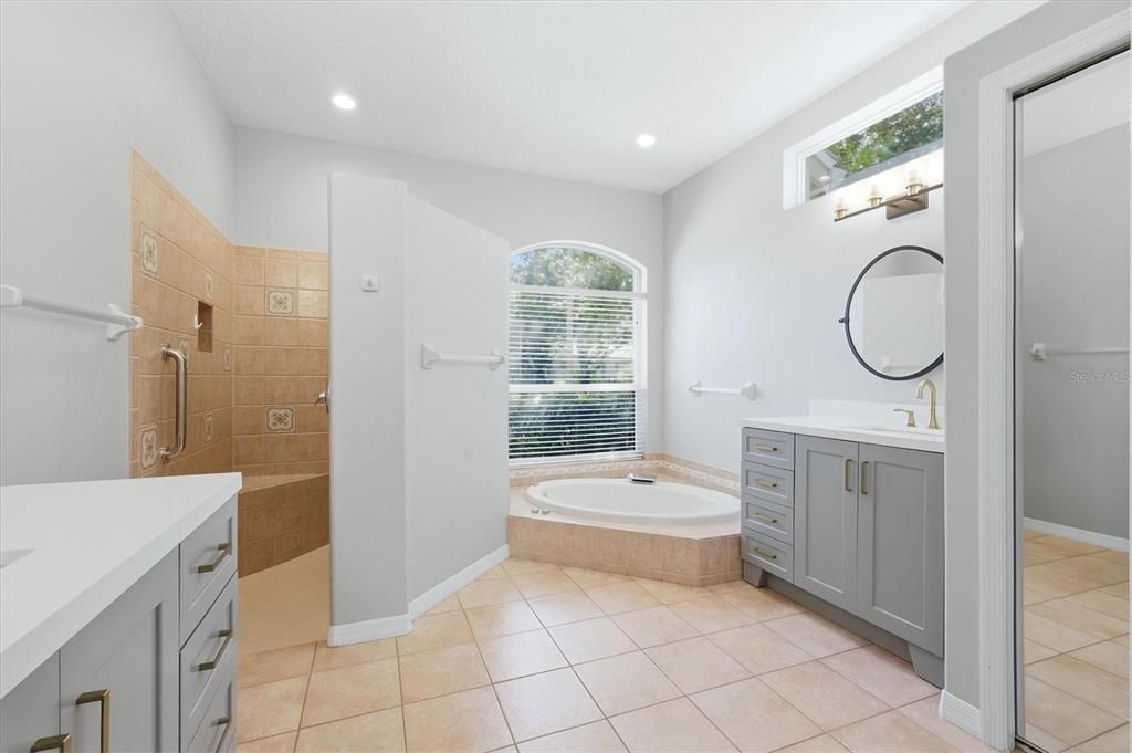 For Sale: $741,900 (3 beds, 3 baths, 2454 Square Feet)