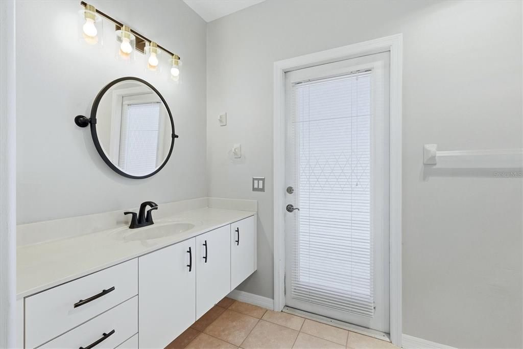 For Sale: $741,900 (3 beds, 3 baths, 2454 Square Feet)