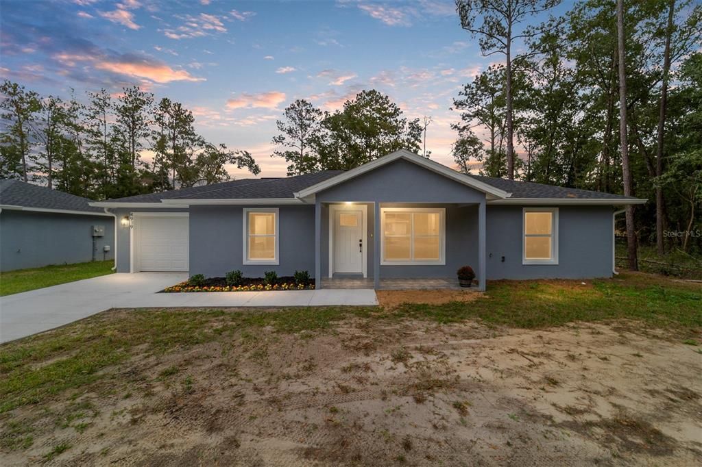 For Rent: $2,200 (3 beds, 2 baths, 1178 Square Feet)