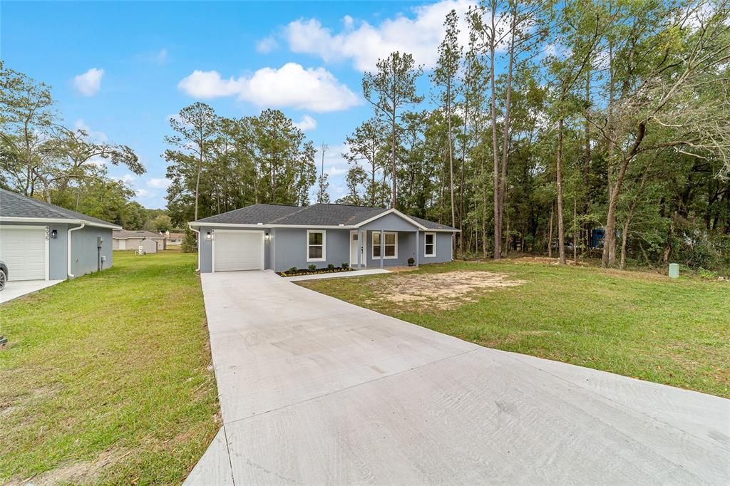 For Rent: $2,200 (3 beds, 2 baths, 1178 Square Feet)
