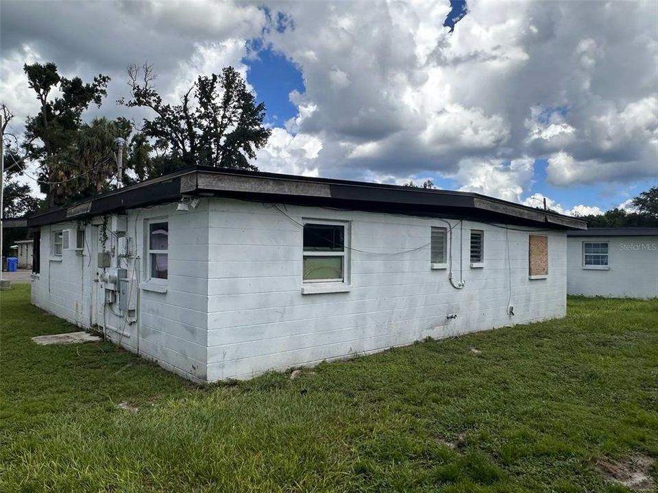 For Sale: $420,000 (2 beds, 0 baths, 2312 Square Feet)