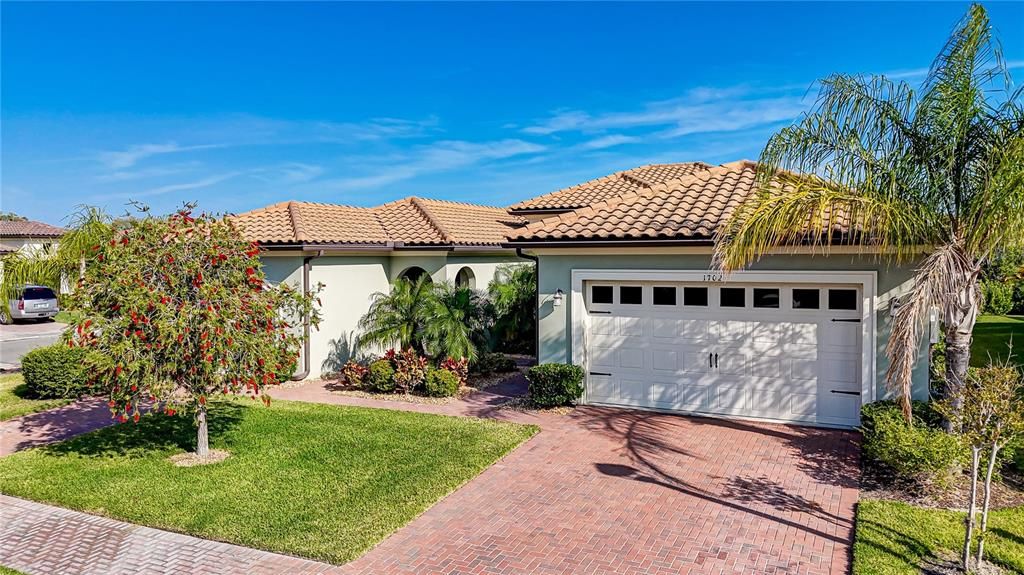 For Rent: $4,500 (3 beds, 4 baths, 2797 Square Feet)