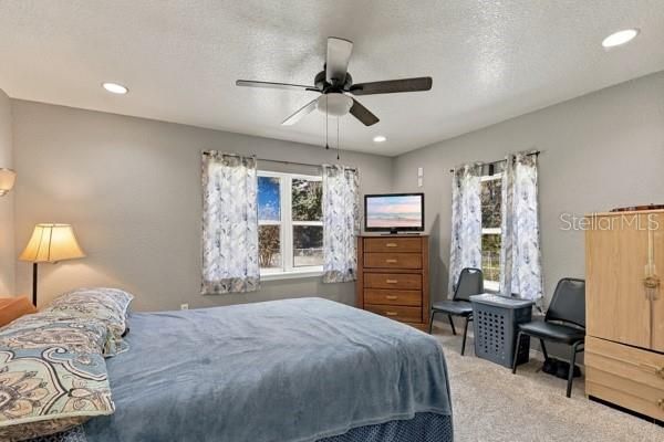 For Sale: $175,000 (2 beds, 1 baths, 1104 Square Feet)