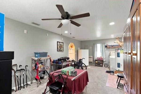 For Sale: $175,000 (2 beds, 1 baths, 1104 Square Feet)