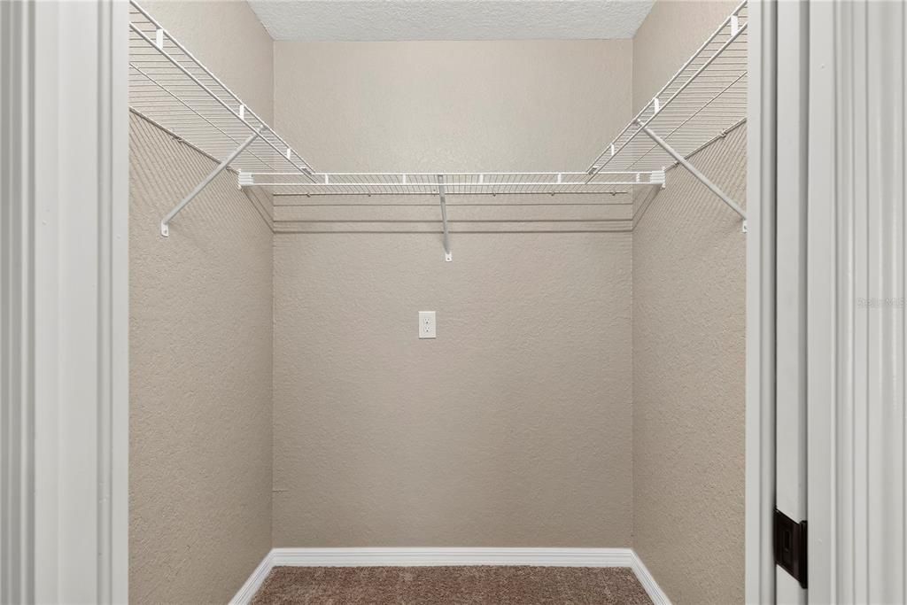 For Sale: $259,900 (3 beds, 2 baths, 1567 Square Feet)